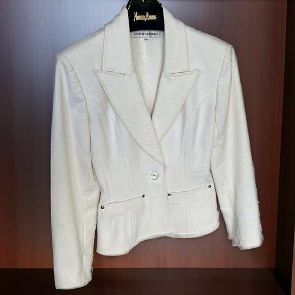 John Murrough Jackets & Blazers - John Murrough Ivory Jacket in Women's Size Medium Fully Lined Gently Worn